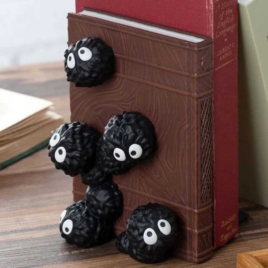 Maison Ghibli Book Stand Kurosuke - My Neighbour Totoro