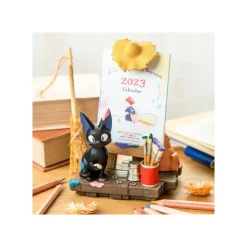 Maison Ghibli Jiji Easel Diorama & Calendar - Kiki'S Delivery Service