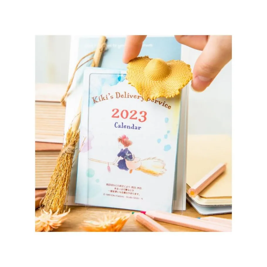 Maison Ghibli Jiji Easel Diorama & Calendar - Kiki'S Delivery Service