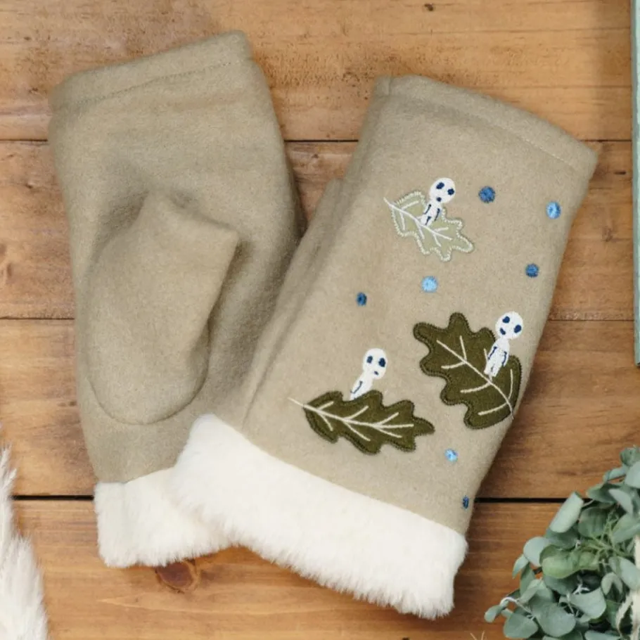 Maison Ghibli Kodama Gloves - Princess Mononoke Best