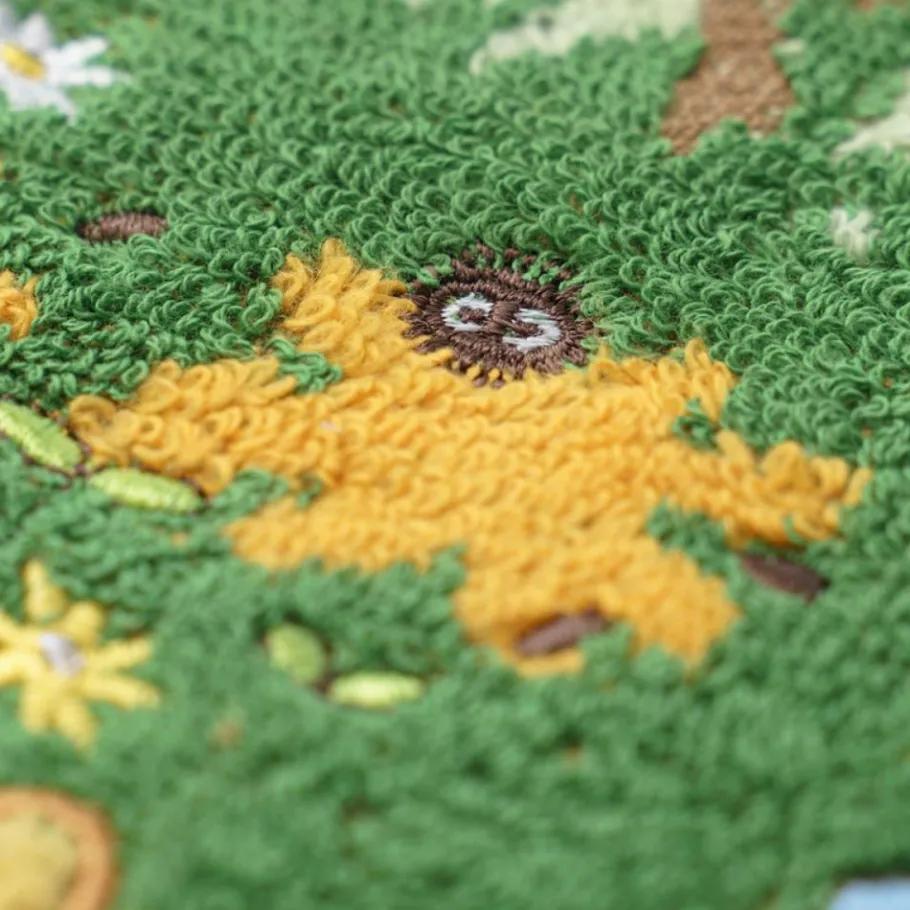 Maison Ghibli Mini Towel Medium & Small Totoro Racing 25X25 Cm - My Neighbor Totoro Outlet