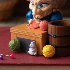 Maison Ghibli Pencil Holder Figurine Yubaba Knitting - Spirited Away Hot