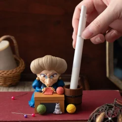 Maison Ghibli Pencil Holder Figurine Yubaba Knitting - Spirited Away Hot
