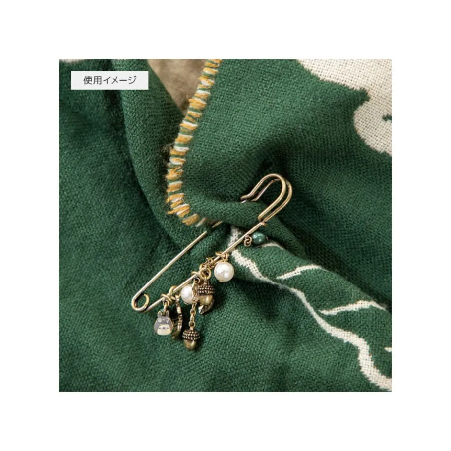 Maison Ghibli Safety Pin Brooch Totoro & Leaves - My Neighbor Totoro Sale