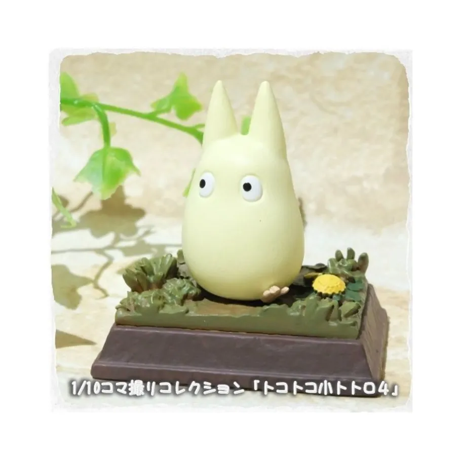 Maison Ghibli Statue Collection Stop Motion Totoro White Race Pose 4 - My Neighbor Totoro Sale
