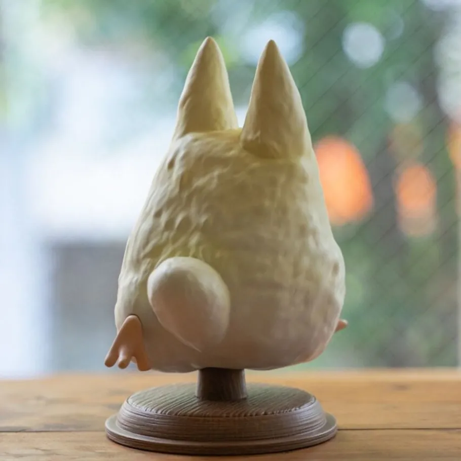 Maison Ghibli Statue Find The Little White Totoro - My Neighbor Totoro