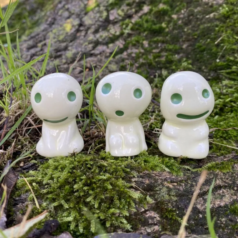 Maison Ghibli Statue Kodama C & 1 Blind Power Stone - Princess Mononoke Hot