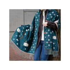 Maison Ghibli Stole With Button Walking In Snow - My Neighbor Totoro Clearance